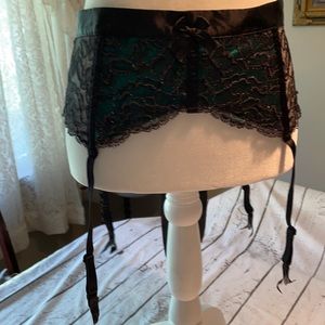 Victoria Secret green and black garter belt. M/L